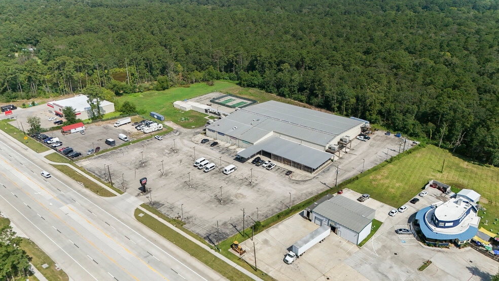 More Photos Of 13027 TX-105 E, Cut And Shoot Sports And Entertainment For Sale