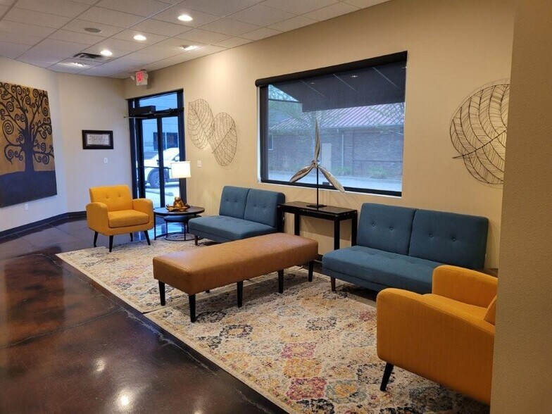 More Photos Of 301 SW 16th St, Bentonville Medical For Sale