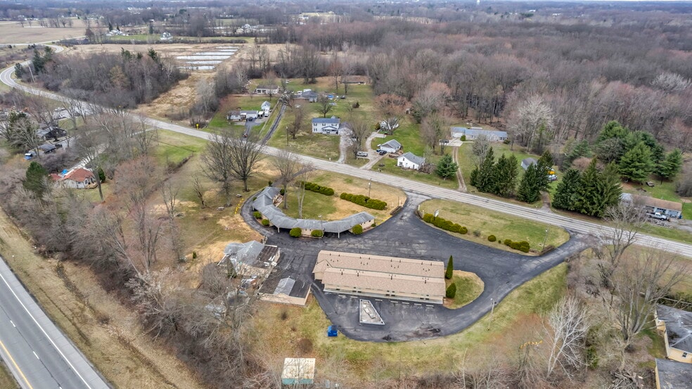 More Photos Of 44077 Oberlin Elyria Rd, Oberlin Hotel For Sale