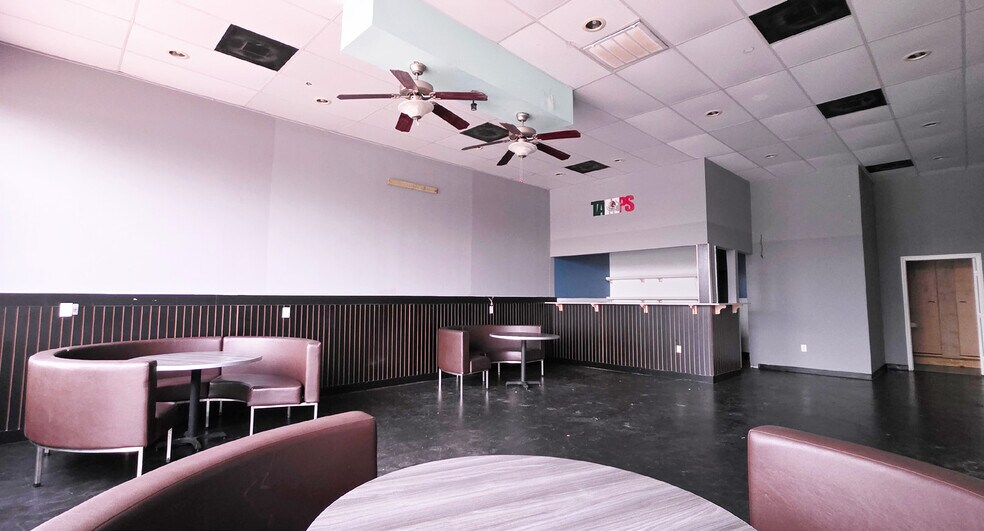 More Photos Of 11131 W Little York Rd, Houston Unknown For Lease