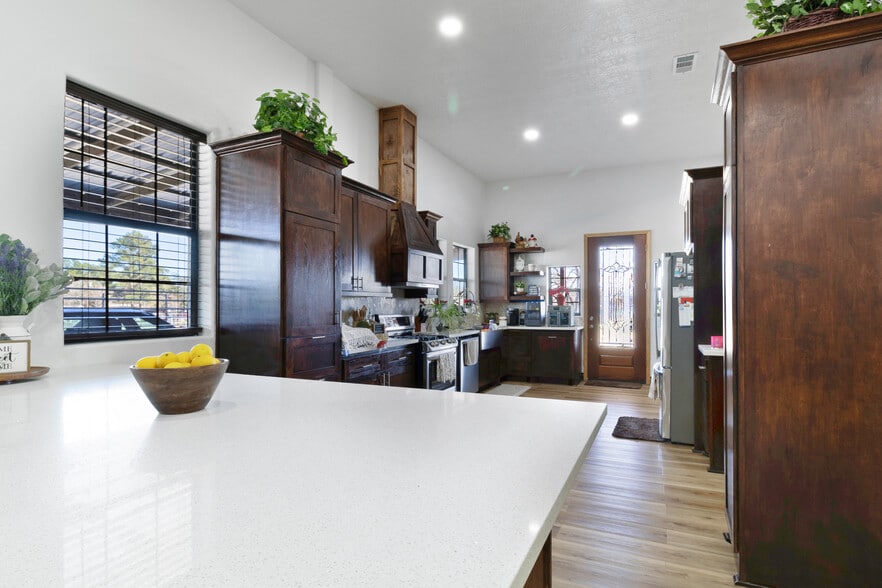 More Photos Of 3070 State Highway 19, Huntsville Specialty For Sale