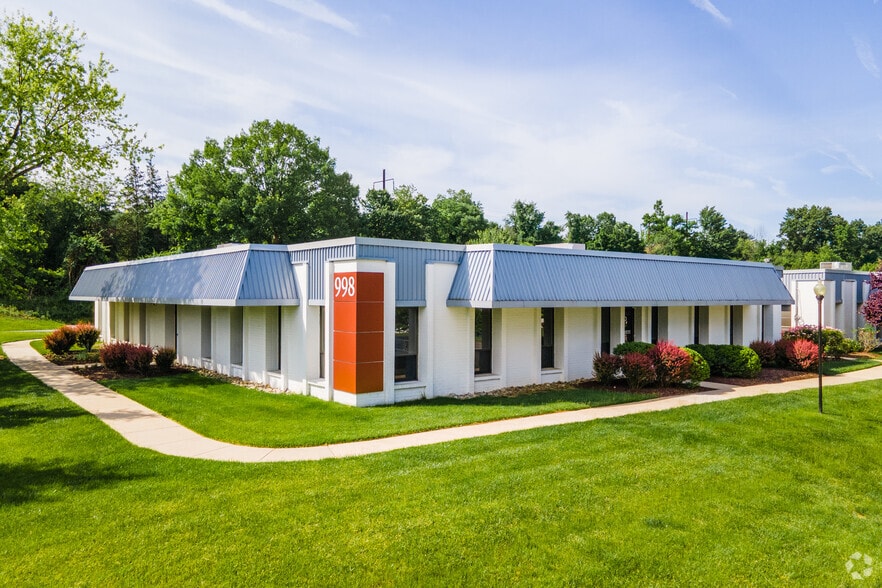 Primary Photo Of 998 Old Eagle School Rd, Wayne Office For Lease