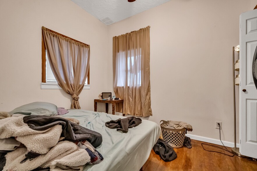 More Photos Of 1386 Cranford Ave, Lakewood Storefront Retail Residential For Sale