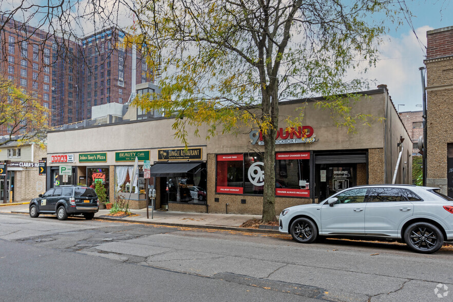 Primary Photo Of 11 W Grand St, Mount Vernon Storefront For Lease