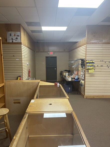 More Photos Of 3455 Keith Bridge Rd, Cumming Freestanding For Sale