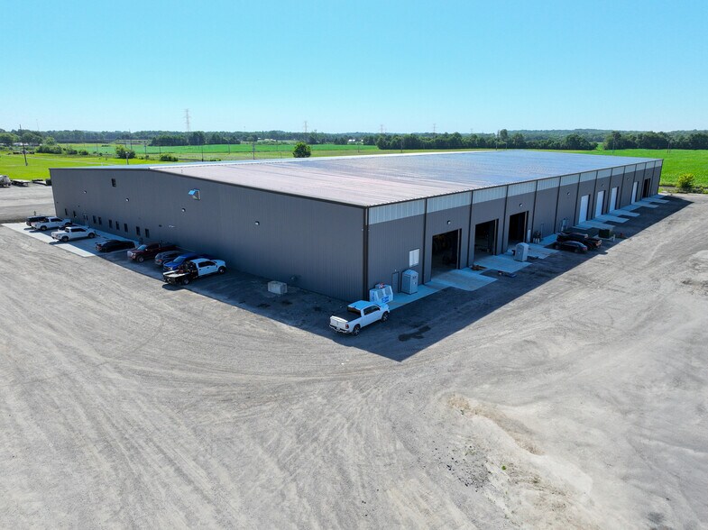 More Photos Of 4148 Highway 144, Owensboro Distribution For Lease