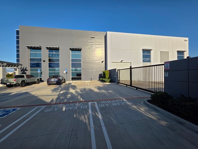 More Photos Of 13261 Arrow Rt, Rancho Cucamonga Industrial For Sale