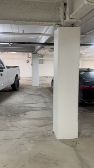 Primary Photo Of 822 Kumho Dr, Fairlawn Medical For Sale