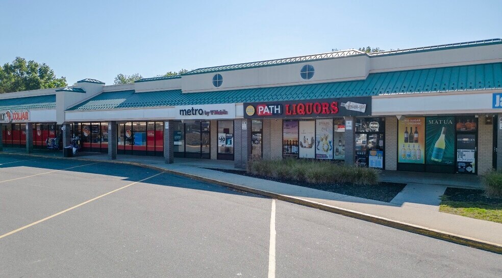 More Photos Of 264-350 Middle Country Rd, Coram Unknown For Lease