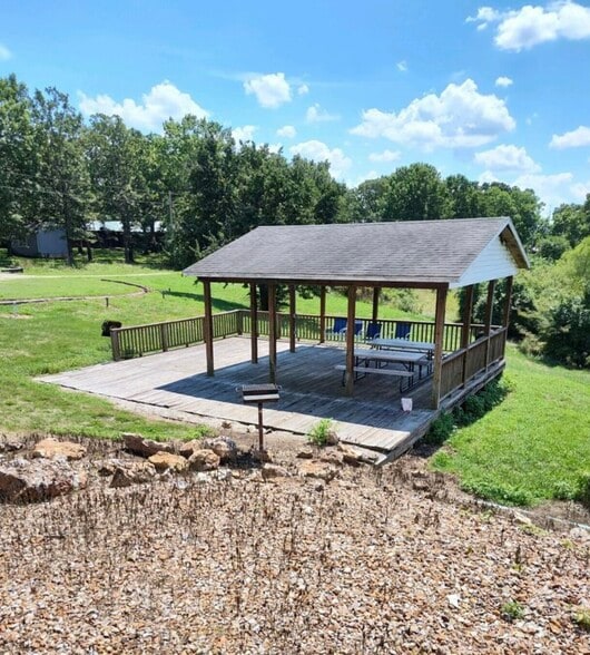 More Photos Of Lake Road 254-15, Wheatland Hotel For Sale