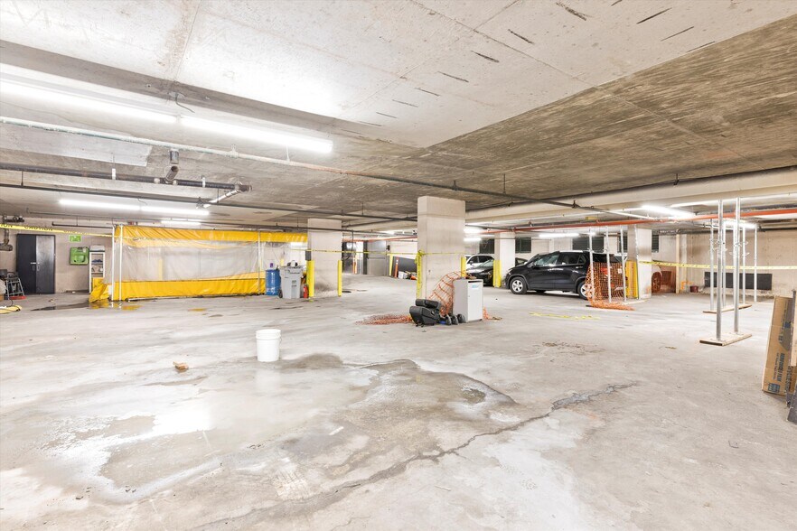 More Photos Of 250 Albany St, New York Multifamily For Sale
