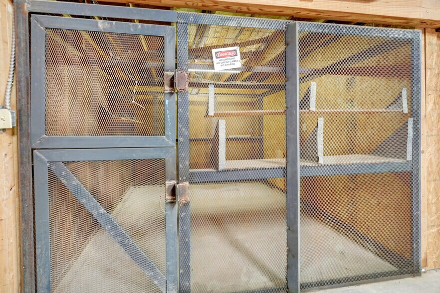 More Photos Of 5508 S FM 1788, Midland Warehouse For Lease