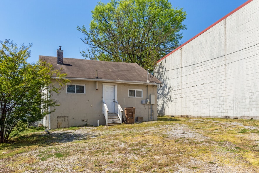 More Photos Of 2412 Felts Ave, Nashville Office Residential For Lease
