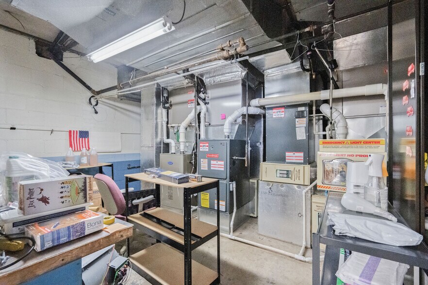 More Photos Of 618 S Main St, Kokomo Specialty For Sale