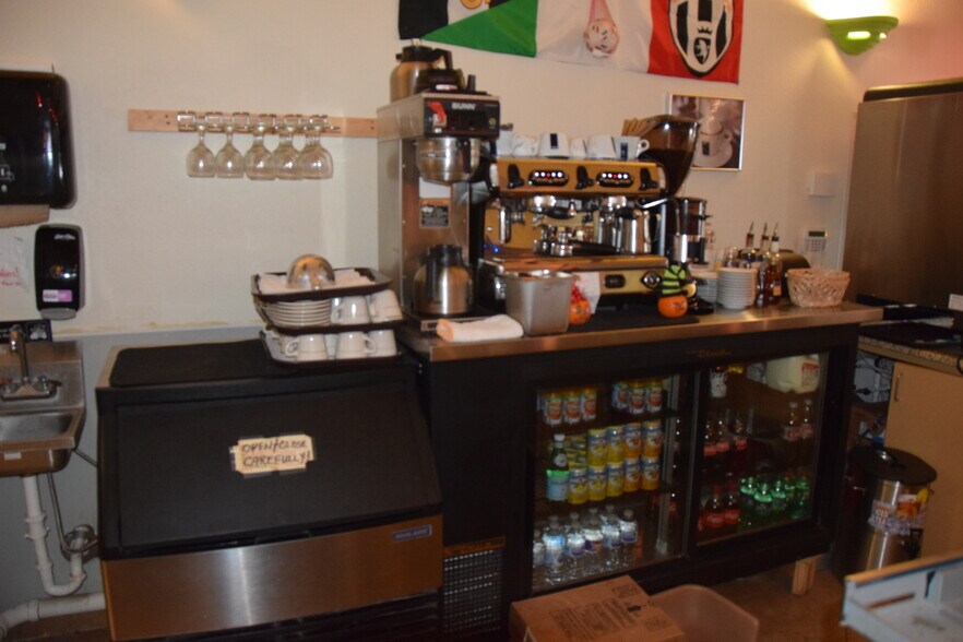 More Photos Of 9740 Barker Cypress Rd, Cypress Restaurant For Lease