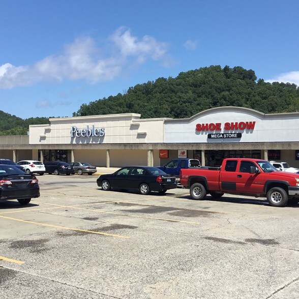 More Photos Of 343-451 N Mayo Trl, Paintsville Storefront For Sale