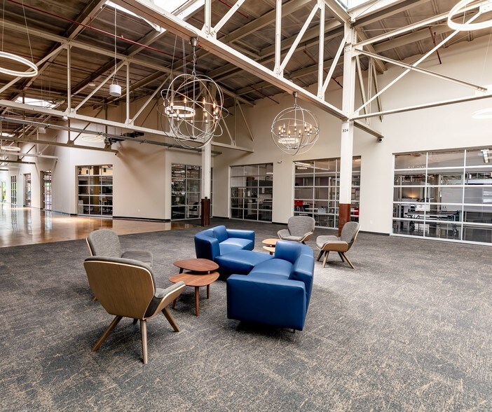 More Photos Of 2550 University Ave W, Saint Paul Unknown For Lease