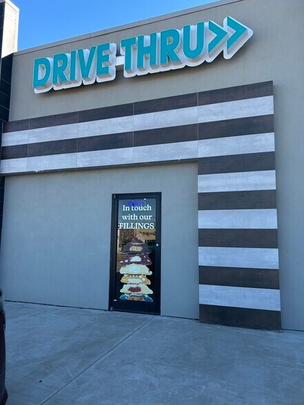 More Photos Of 3929 N Kickapoo Ave, Shawnee Freestanding For Lease