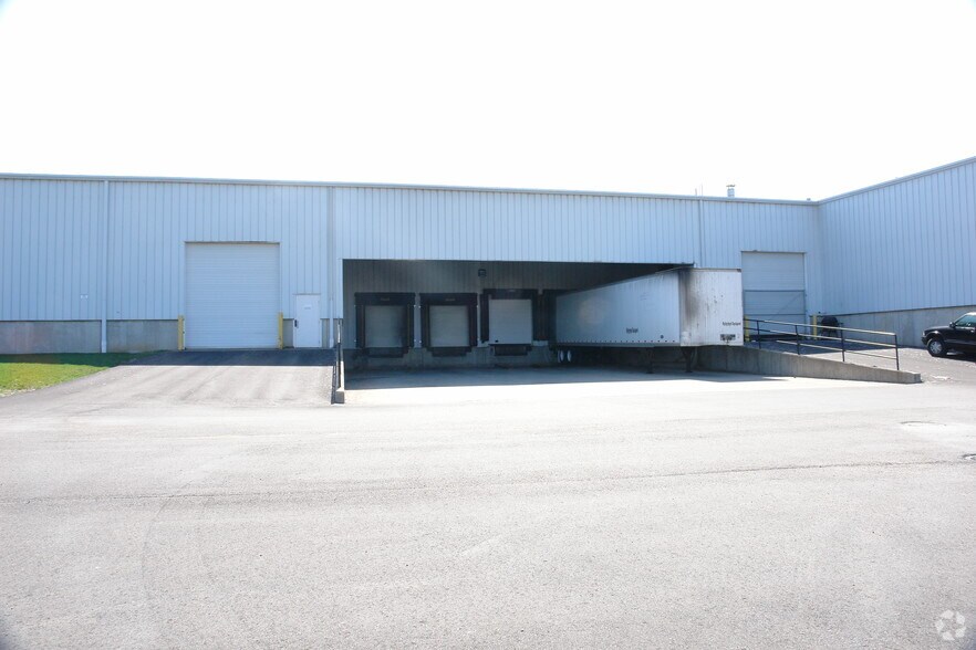 More Photos Of 5079 33rd St SE, Grand Rapids Warehouse For Lease