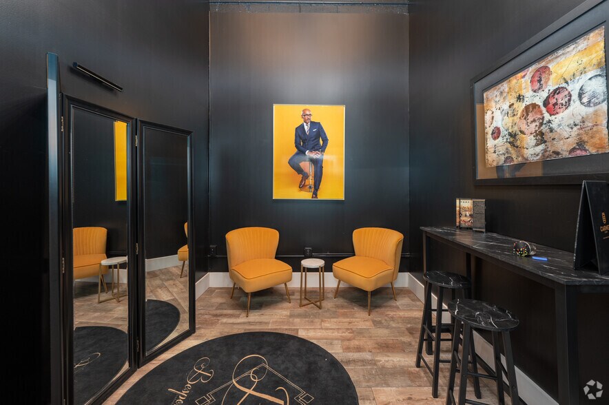 More Photos Of 631 N Central Ave, Atlanta Storefront For Sale