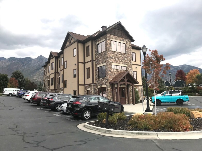 More Photos Of 155 W Canyon Crest Rd, Alpine Office Residential For Sale
