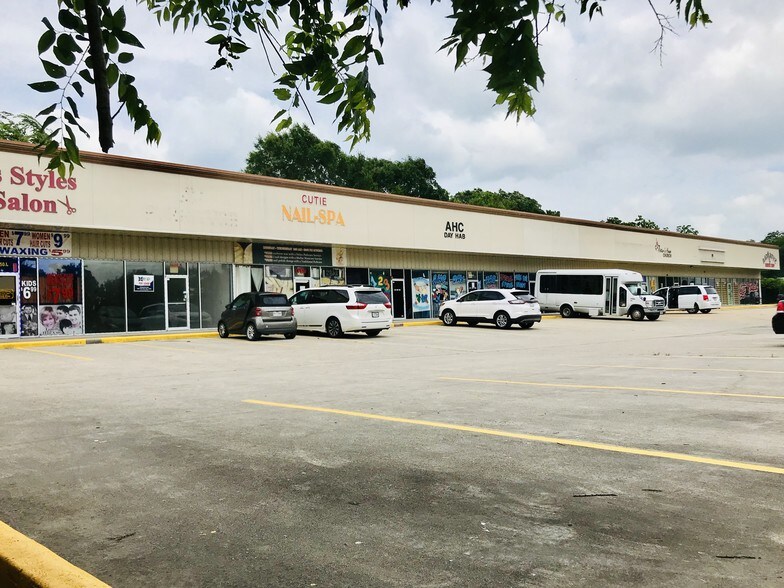 Primary Photo Of 8650 N Houston Rosslyn Rd, Houston Unknown For Lease