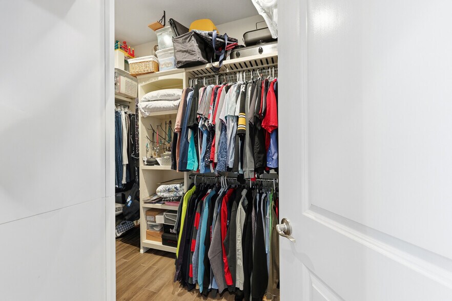 More Photos Of 219 S Sandusky Ave, Bucyrus Storefront Retail Residential For Sale