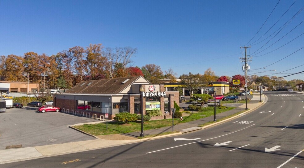 Primary Photo Of 9590 Blenheim Blvd, Fairfax Freestanding For Lease