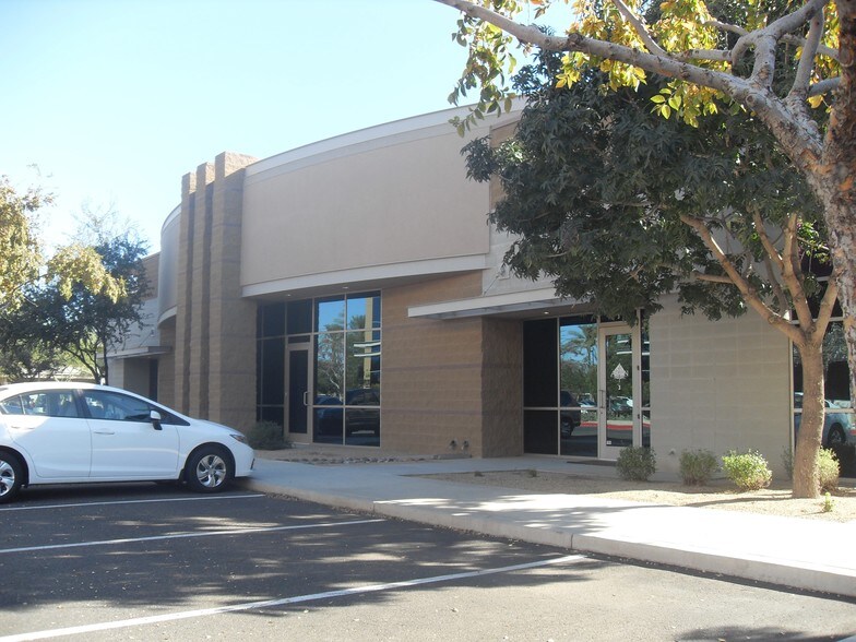 More Photos Of 5700 W Chandler Blvd, Chandler Coworking Space