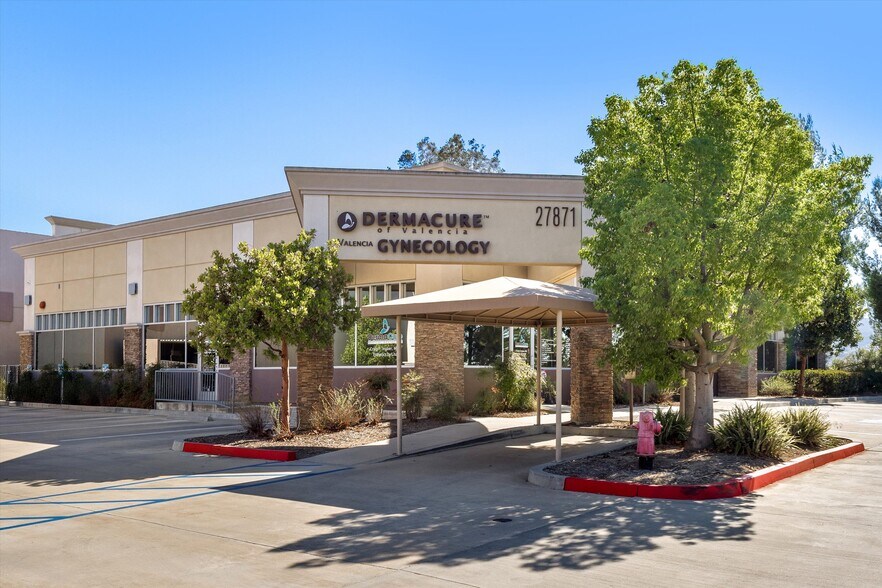 Primary Photo Of 27871 Smyth Dr, Santa Clarita Medical For Sale
