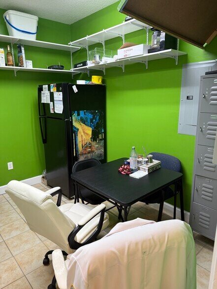 More Photos Of 10175 Fortune Pky, Jacksonville Office For Lease