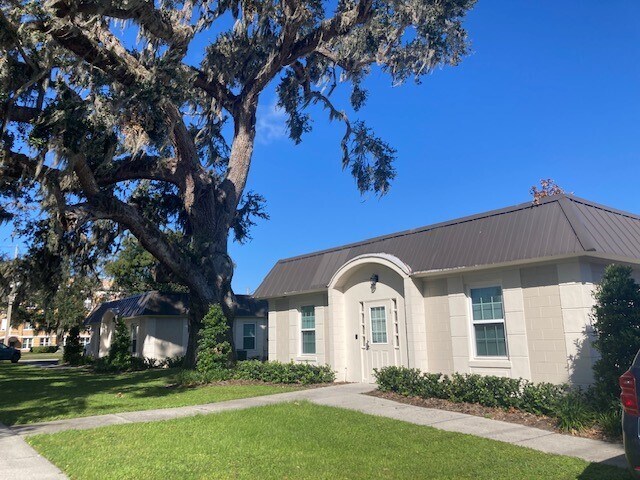 More Photos Of 305 N Jackson St, Bartow Office For Sale