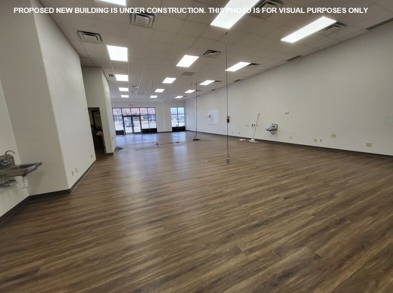 More Photos Of 3011 S Main St, Joplin General Retail For Lease