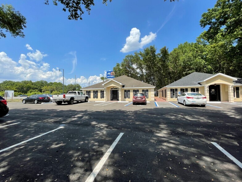 More Photos Of 2145 US Highway 441, Leesburg Office For Lease
