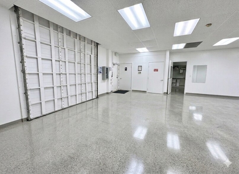 More Photos Of 797 San Antonio Rd, Palo Alto Research And Development For Lease