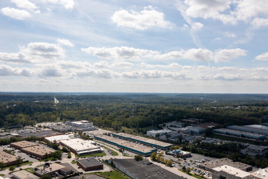 More Photos Of 7 W Aylesbury Rd, Timonium Unknown For Lease