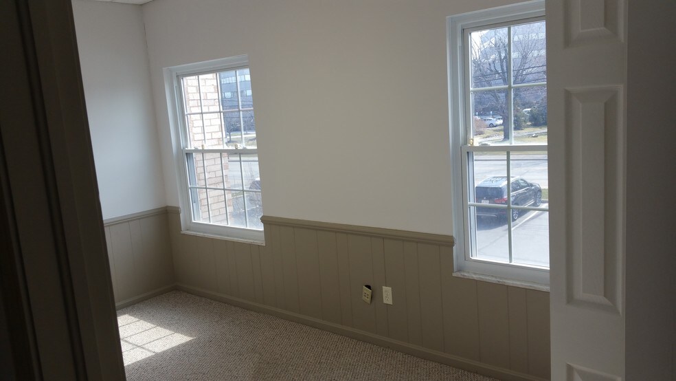 More Photos Of 24700 Center Ridge Rd, Westlake Medical For Lease