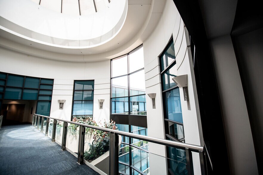 More Photos Of 6000 Westown Pky, West Des Moines Office For Lease