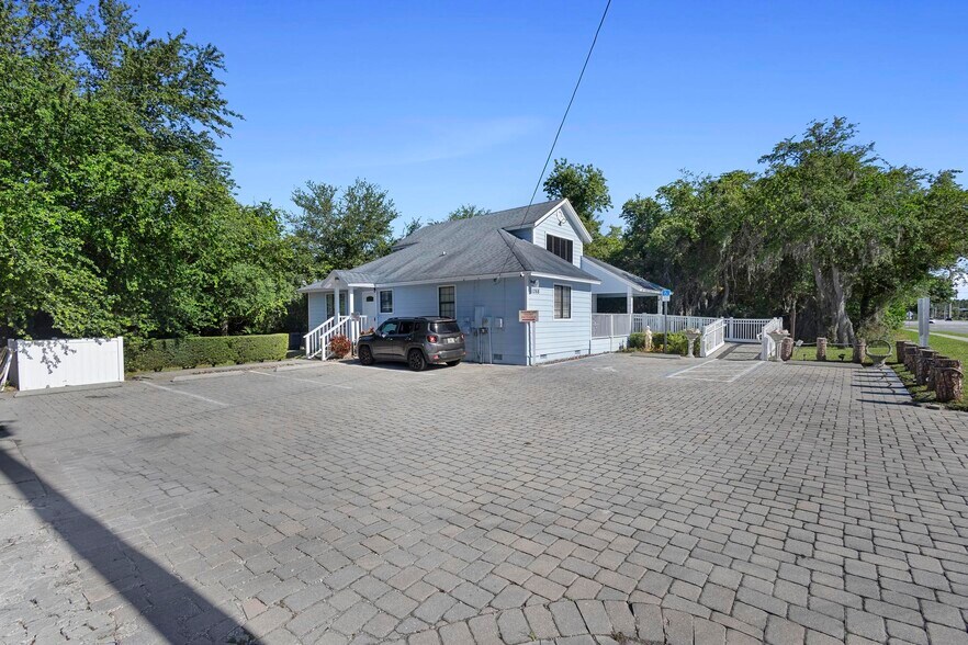More Photos Of 11268 S Apopka Vineland Rd, Orlando Medical For Sale