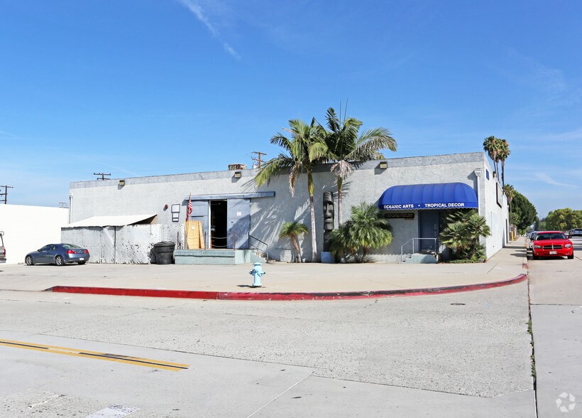 More Photos Of 12414 Whittier Blvd, Whittier Warehouse For Lease