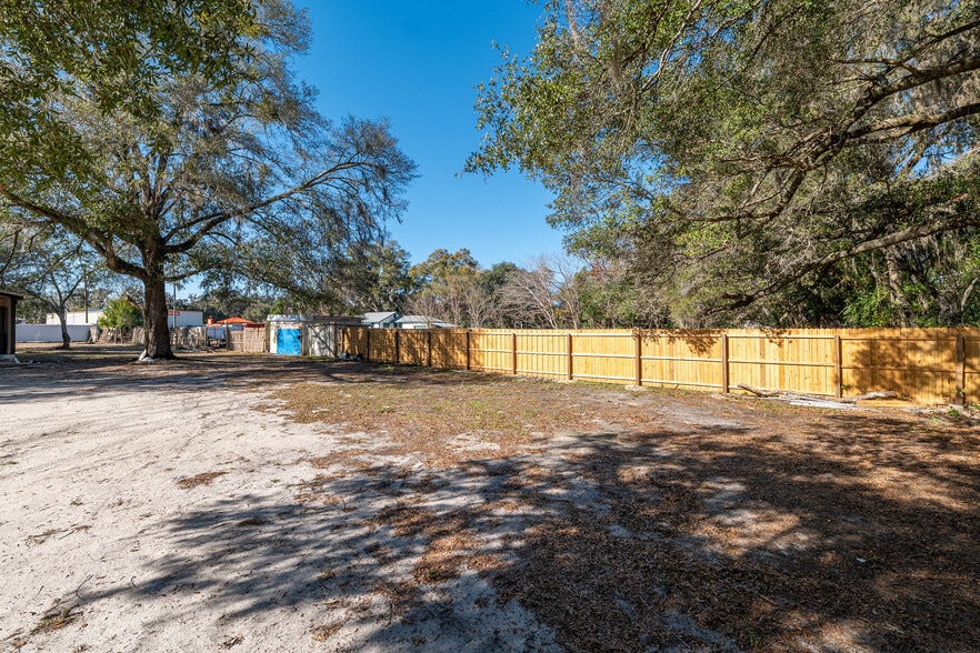 More Photos Of 1007 25th St, Ocala General Retail For Sale