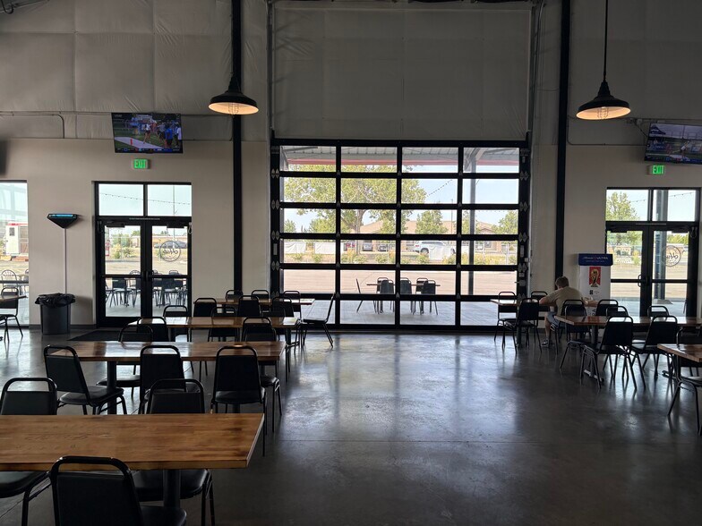 More Photos Of 6120 Burden Blvd, Pasco Fast Food For Sale