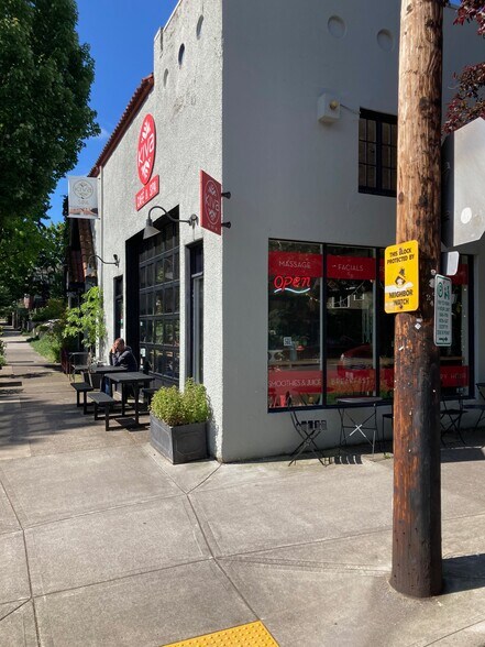 More Photos Of 1533 NW 24th Ave, Portland Freestanding For Sale