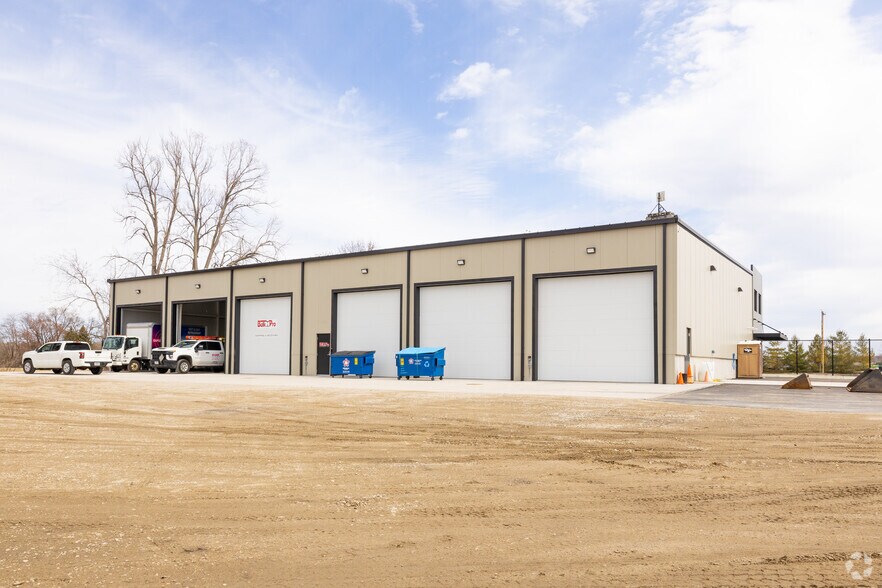 More Photos Of 1985 County Road 90, Maple Plain Industrial For Lease