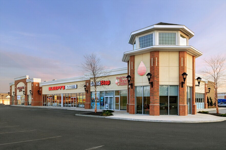 More Photos Of Route 78 @ Route 1, Westerly Unknown For Lease