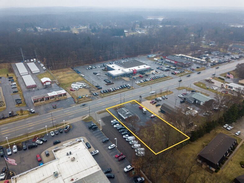 More Photos Of 2535 Highland Rd, Highland Restaurant For Sale
