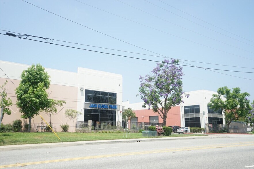 More Photos Of 5055 Walnut Grove Ave, San Gabriel Manufacturing For Lease