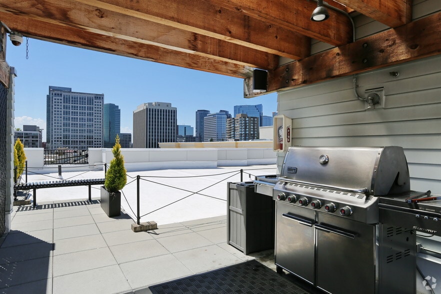 More Photos Of 11101 NE 12th St, Bellevue Apartments For Lease