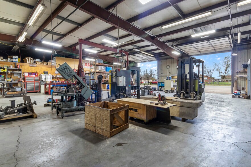 More Photos Of 12344 Southeastern Ave, Indianapolis Warehouse For Sale