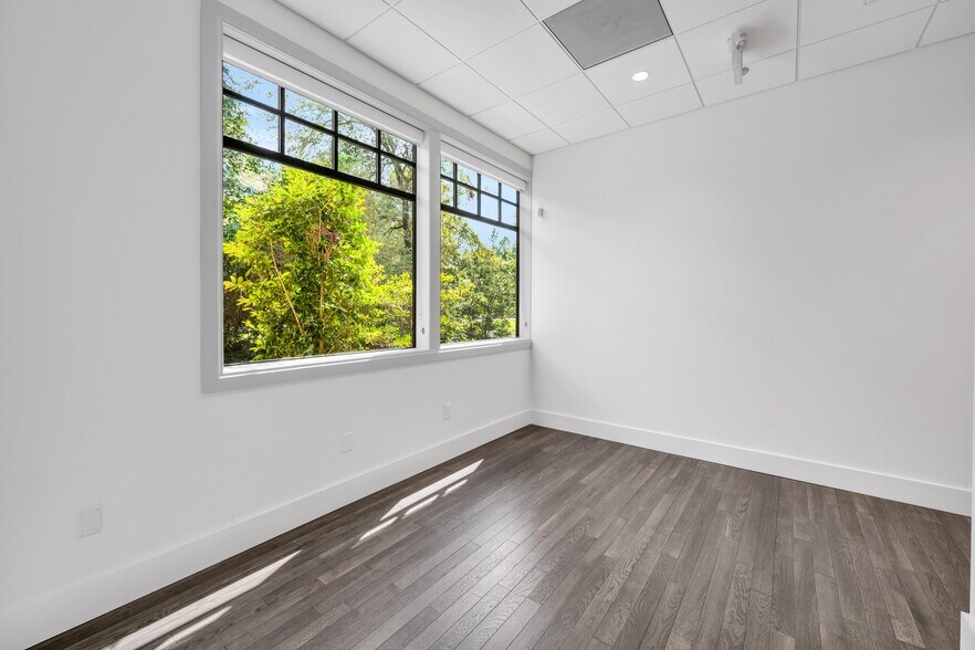 More Photos Of 61 Carlton Woods Dr, The Woodlands Office For Lease